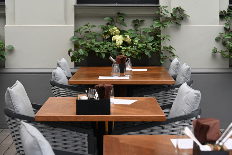 Indoor Restaurant Furniture Decor